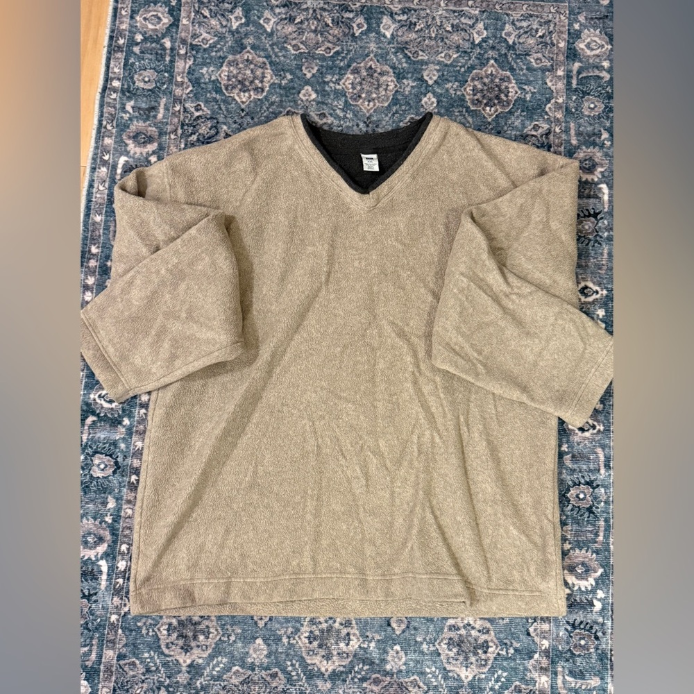 GAP Men's Beige V-Neck Fleece Sweater